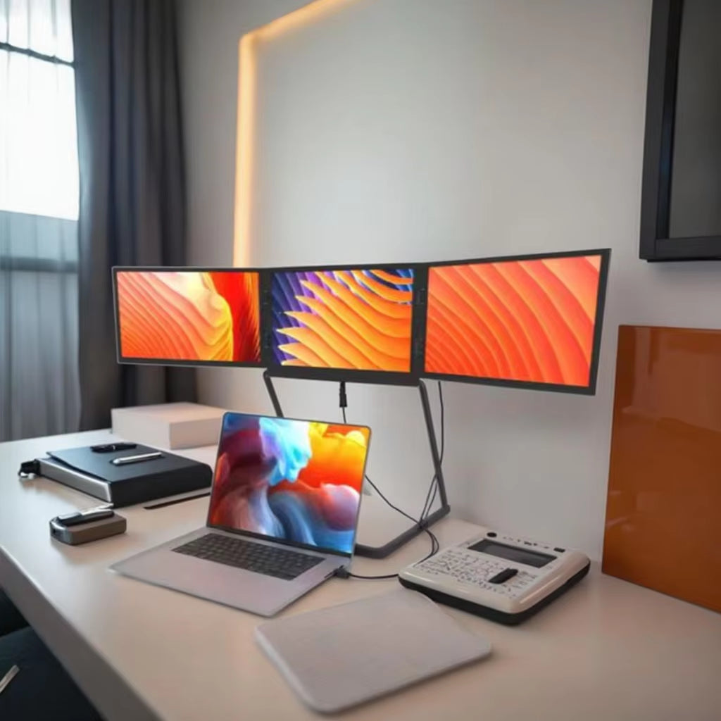 Triple Screen Monitor